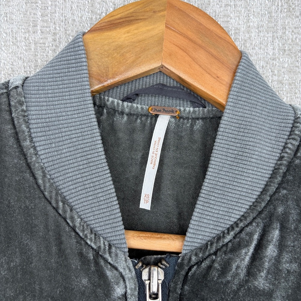 Free People Jacket Womens XS Green Ruched Velvet Bomber Full Zip Velour Varsity - Picture 3 of 13
